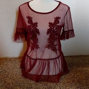 Lace application floral maroon peplum top size small